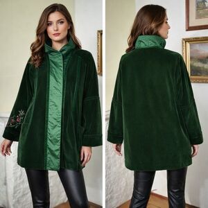 NWT Sissyme Green Velvet Floral Embroidered Evening Coat
